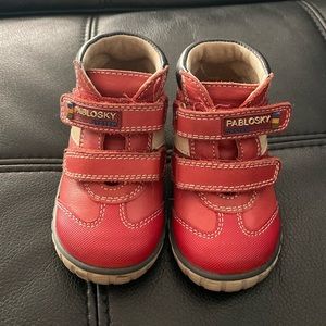 Todler boots (size 21)